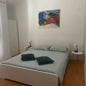 Gostinjska kuća Giorgio, Funtana