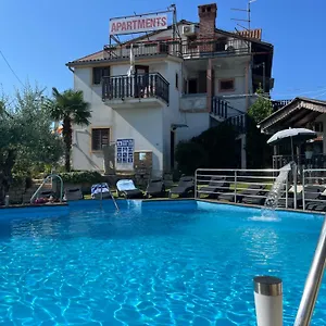 Milokanovic Apartment