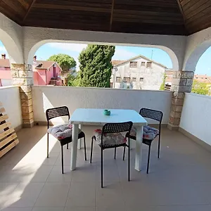 Casa Nostra Apartment
